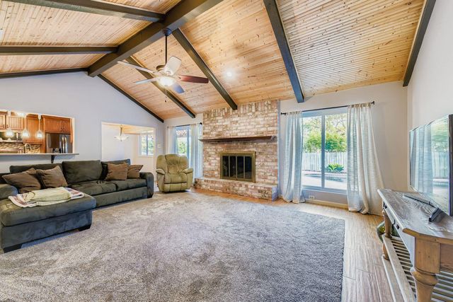 9201 HEATHERWOOD DR, Austin, TX 78748