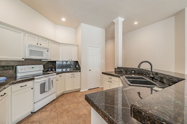 9853 Autumn Sage Drive, Fort Worth, TX 76108