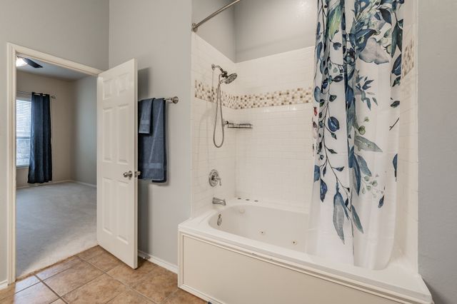 9853 Autumn Sage Drive, Fort Worth, TX 76108