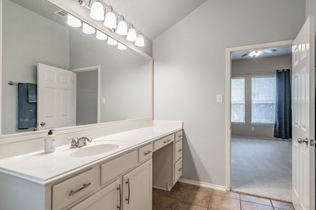 9853 Autumn Sage Drive, Fort Worth, TX 76108