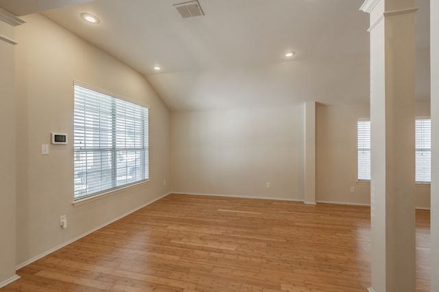 9853 Autumn Sage Drive, Fort Worth, TX 76108