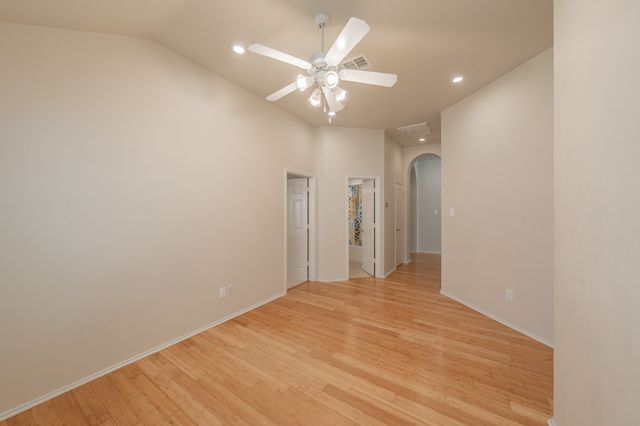 9853 Autumn Sage Drive, Fort Worth, TX 76108