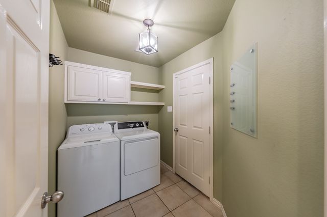 9853 Autumn Sage Drive, Fort Worth, TX 76108