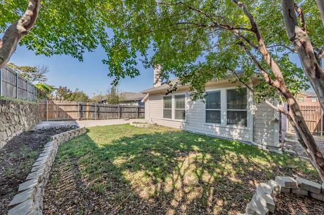 9853 Autumn Sage Drive, Fort Worth, TX 76108