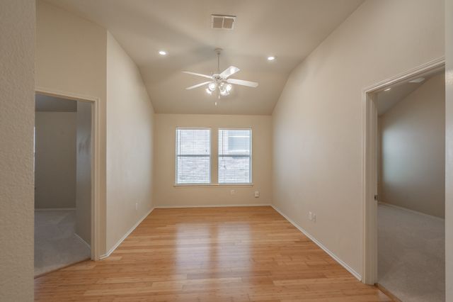 9853 Autumn Sage Drive, Fort Worth, TX 76108