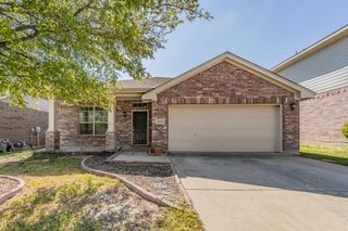 9853 Autumn Sage Drive, Fort Worth, TX 76108