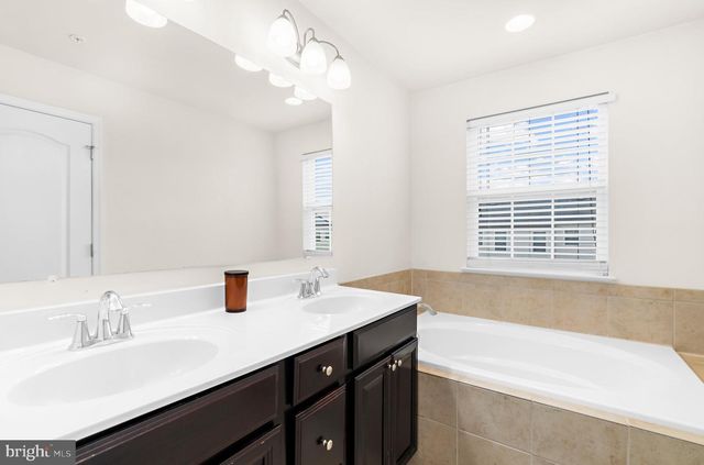 7623 TIMBERCROSS LN, Glen Burnie, MD 21060
