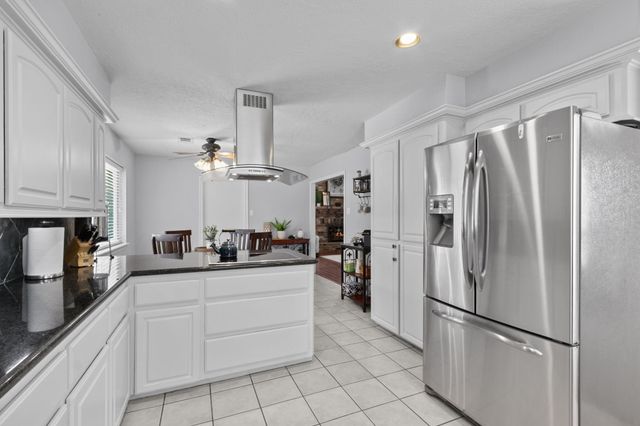 3414 Flickering Candle Drive, Spring, TX 77388