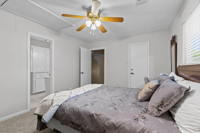 3414 Flickering Candle Drive, Spring, TX 77388