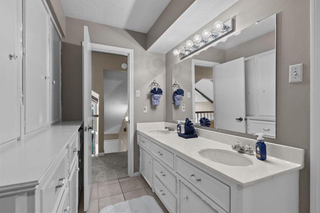 3414 Flickering Candle Drive, Spring, TX 77388