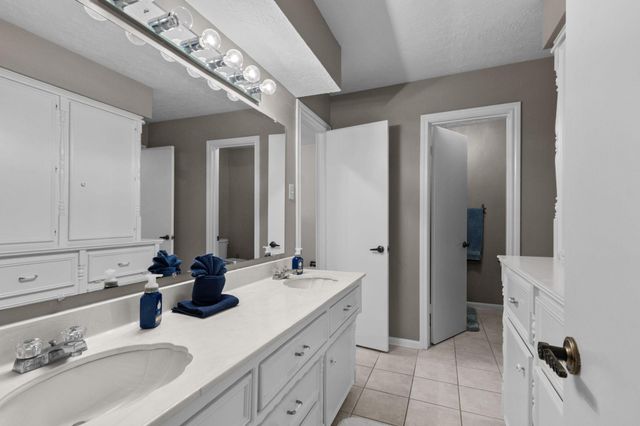 3414 Flickering Candle Drive, Spring, TX 77388