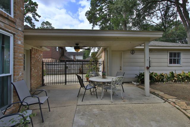 3414 Flickering Candle Drive, Spring, TX 77388