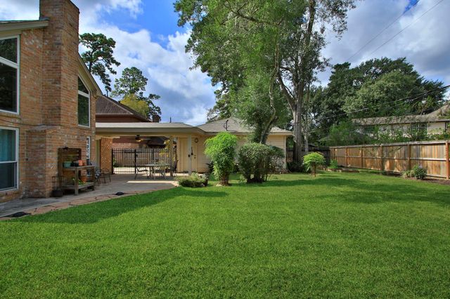 3414 Flickering Candle Drive, Spring, TX 77388