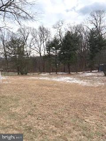 4356 LOTUS LN, Coopersburg, PA 18036