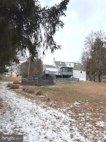 4356 LOTUS LN, Coopersburg, PA 18036