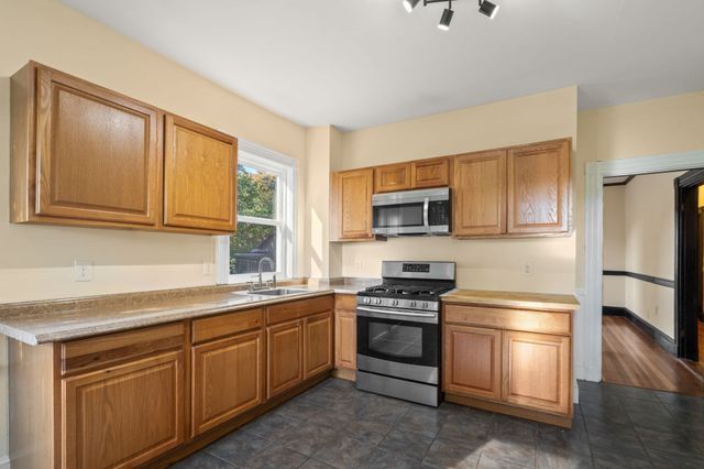 32 Thornton 2, Boston, MA 02119