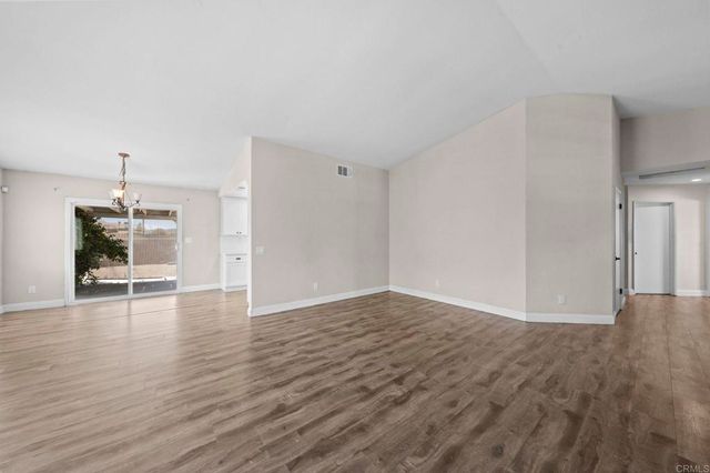 255 Cavendish Drive, Hemet, CA 92545