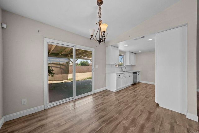 255 Cavendish Drive, Hemet, CA 92545