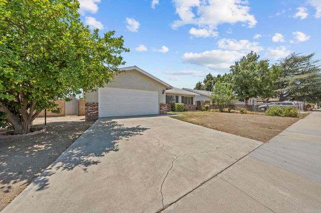 255 Cavendish Drive, Hemet, CA 92545