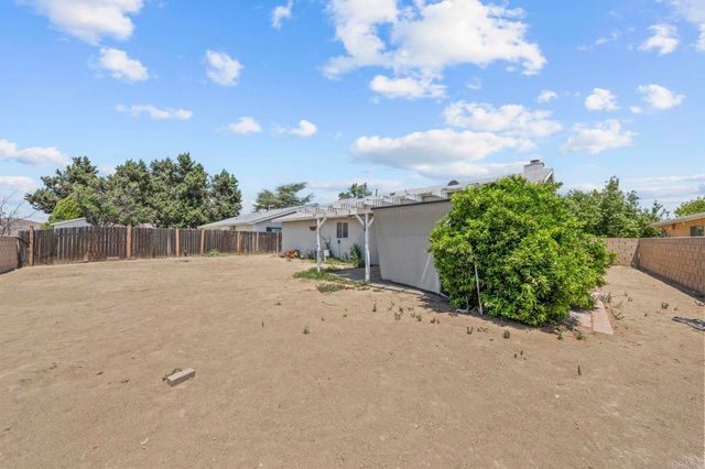 255 Cavendish Drive, Hemet, CA 92545