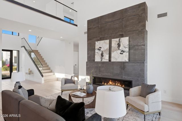 100 W Northern Avenue 7, Phoenix, AZ 85021