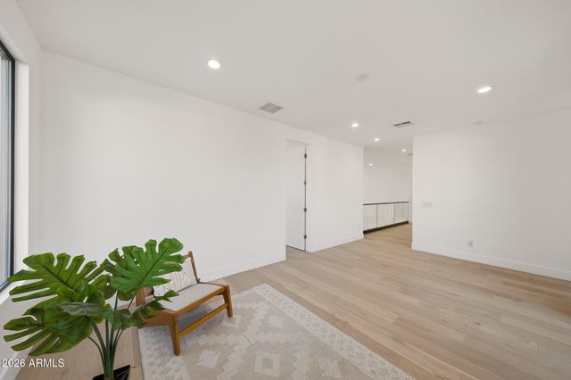 100 W Northern Avenue 7, Phoenix, AZ 85021