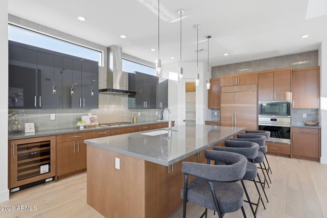 100 W Northern Avenue 7, Phoenix, AZ 85021