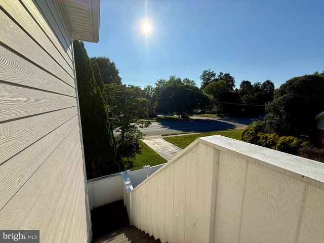 2223 GREAT FALLS ST, Falls Church, VA 22046