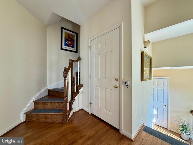 2223 GREAT FALLS ST, Falls Church, VA 22046