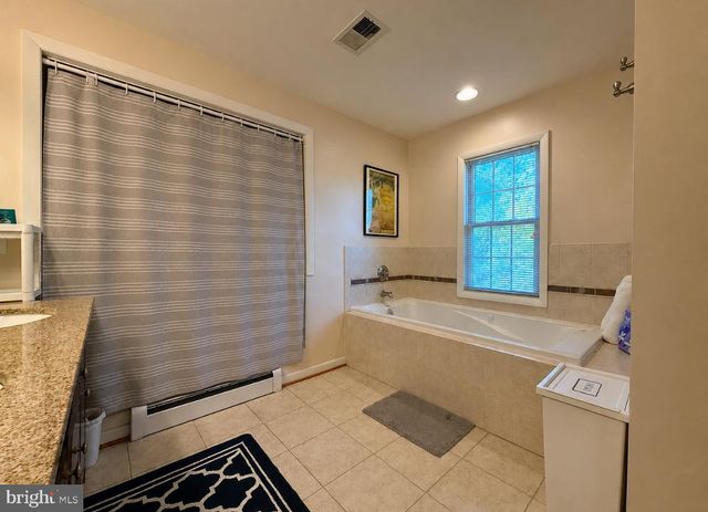 2223 GREAT FALLS ST, Falls Church, VA 22046