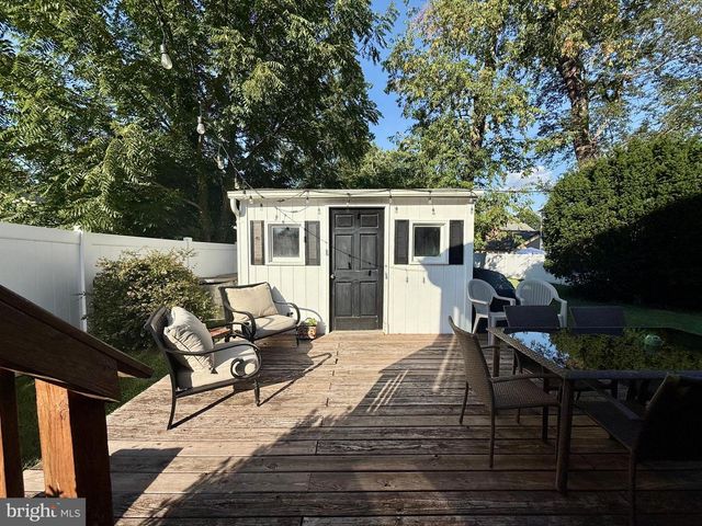 2223 GREAT FALLS ST, Falls Church, VA 22046