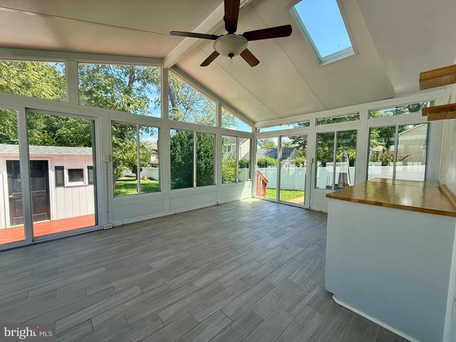 2223 GREAT FALLS ST, Falls Church, VA 22046