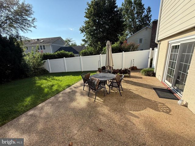 2223 GREAT FALLS ST, Falls Church, VA 22046