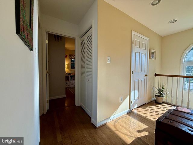 2223 GREAT FALLS ST, Falls Church, VA 22046