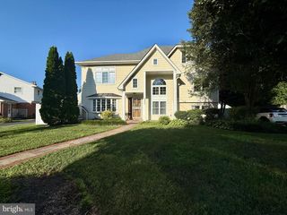 2223 GREAT FALLS ST, Falls Church, VA 22046