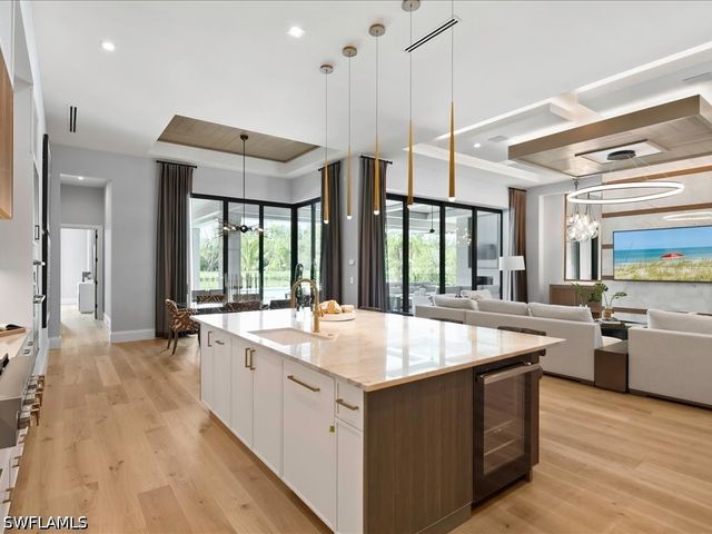 6446 Daniels RD, Naples, FL 34109