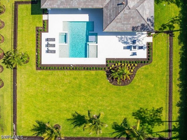 6446 Daniels RD, Naples, FL 34109