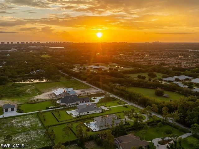 6446 Daniels RD, Naples, FL 34109