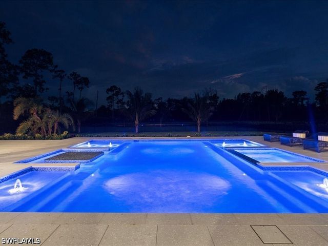 6446 Daniels RD, Naples, FL 34109