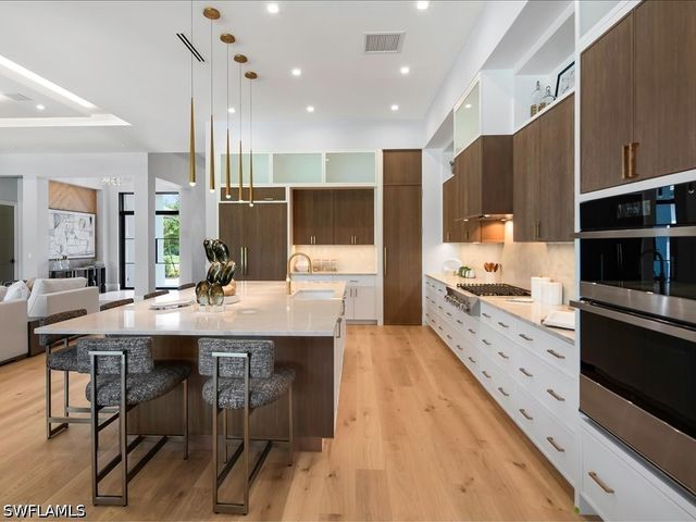 6446 Daniels RD, Naples, FL 34109