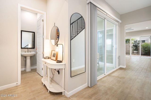 5112 E COOLBROOK Avenue, Scottsdale, AZ 85254