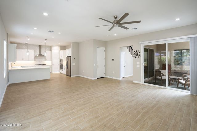 5112 E COOLBROOK Avenue, Scottsdale, AZ 85254