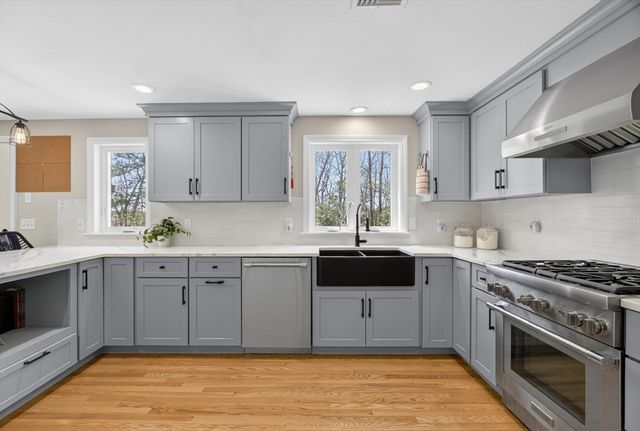 34 Wheeler Rd, Bolton, MA 01740