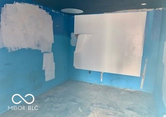 2860 E Edgewood Avenue, Indianapolis, IN 46227