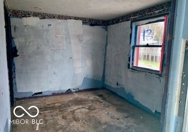 2860 E Edgewood Avenue, Indianapolis, IN 46227