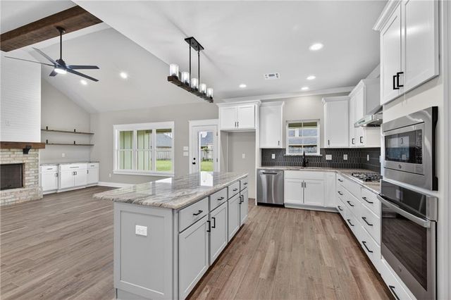127 SITKA Loop, Bossier City, LA 71037