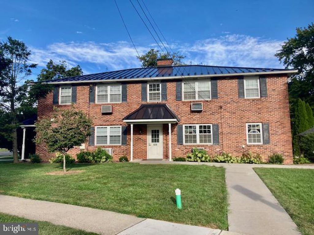 429 EDGEMONT AVE, LANSDALE, PA 19446 — exterior