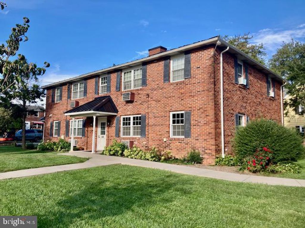 429 EDGEMONT AVE, LANSDALE, PA 19446 — photo 2