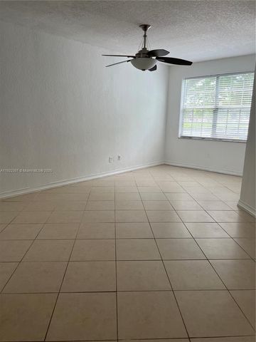 715 SW 148th Ave 611, Sunrise, FL 33325