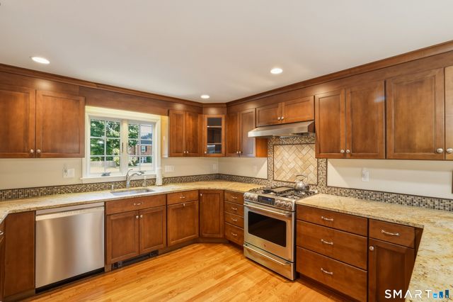 78 Garfield Road, West Hartford, CT 06107